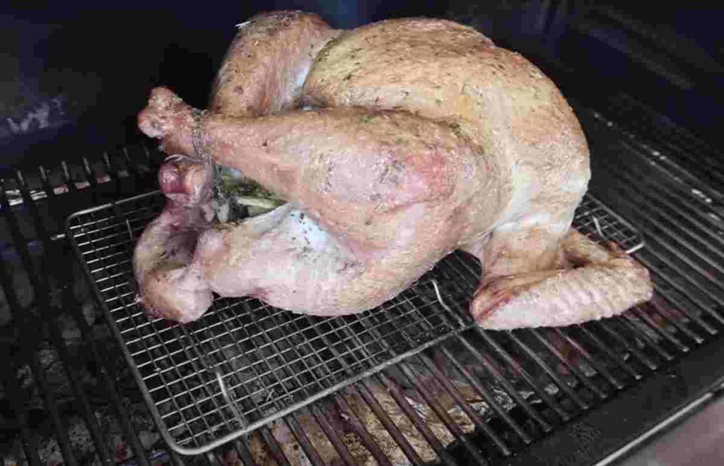 How to Smoke a Turkey on a Pellet Grill: A Comprehensive Guide to the Perfect Smoked Whole Bird